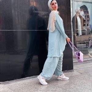 بلوزه وبنطلون