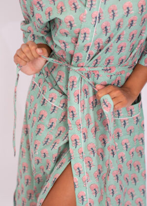 كارديجان مينت جرين في بينك بجيب Cardigan