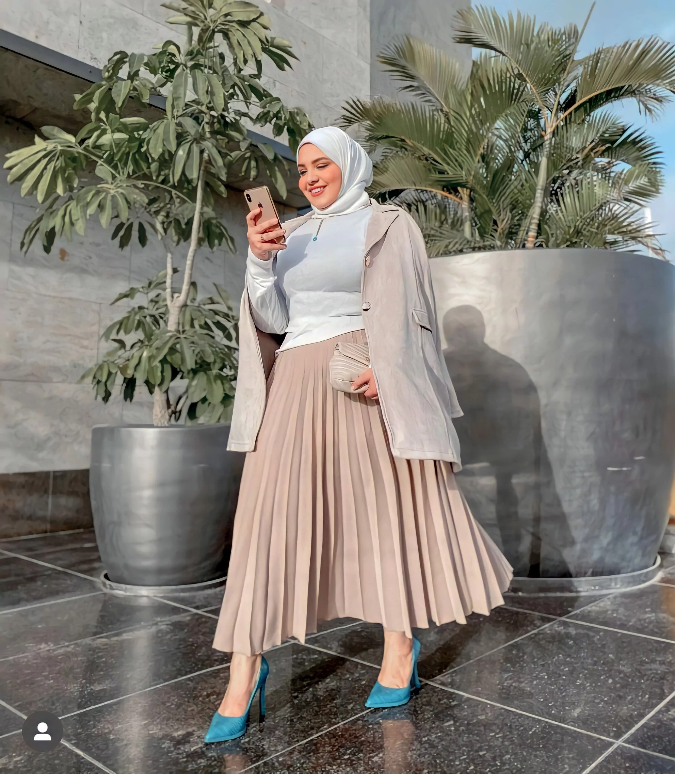 F8DAEA35-E641-4DC2-BF0C-F989AC143EA5 بلاك سكيرت