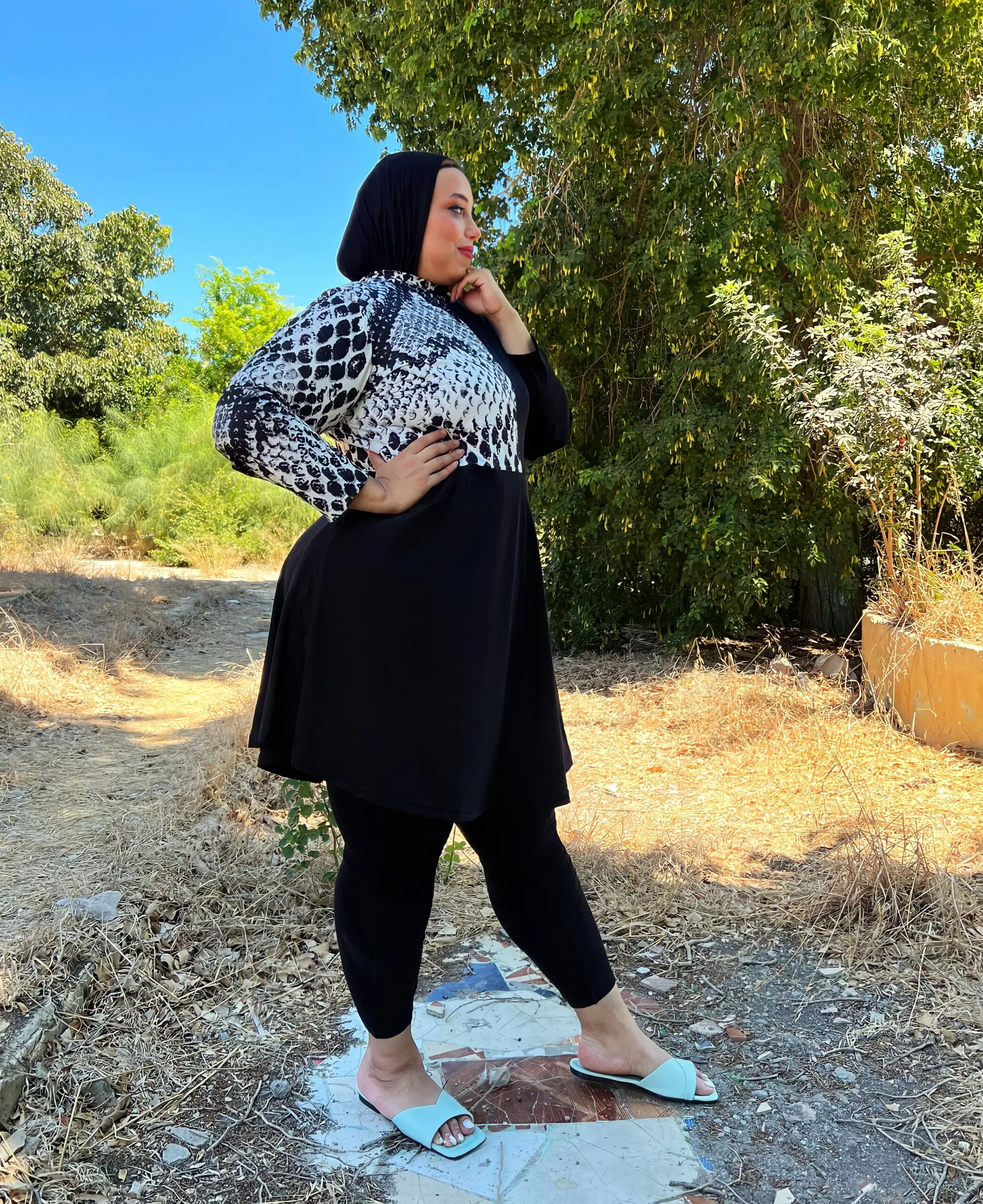 بوركيني ثعبان توب فقط
