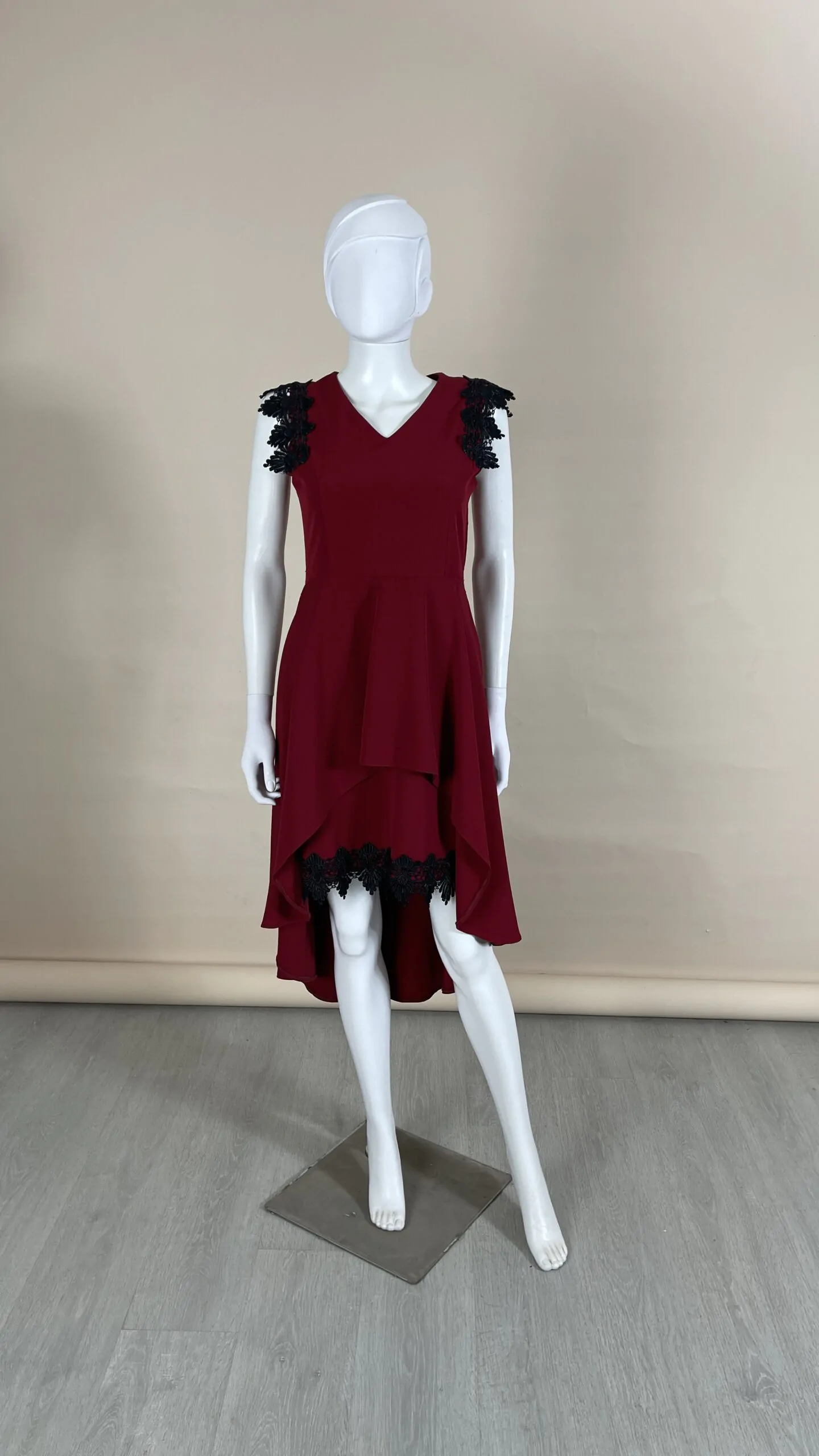 Red dress with black lace from the shoulder and bottom