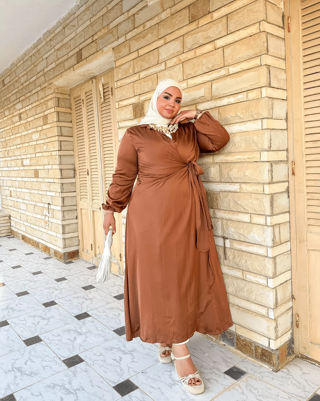 COFFE BROWN