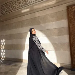 abaya black eye