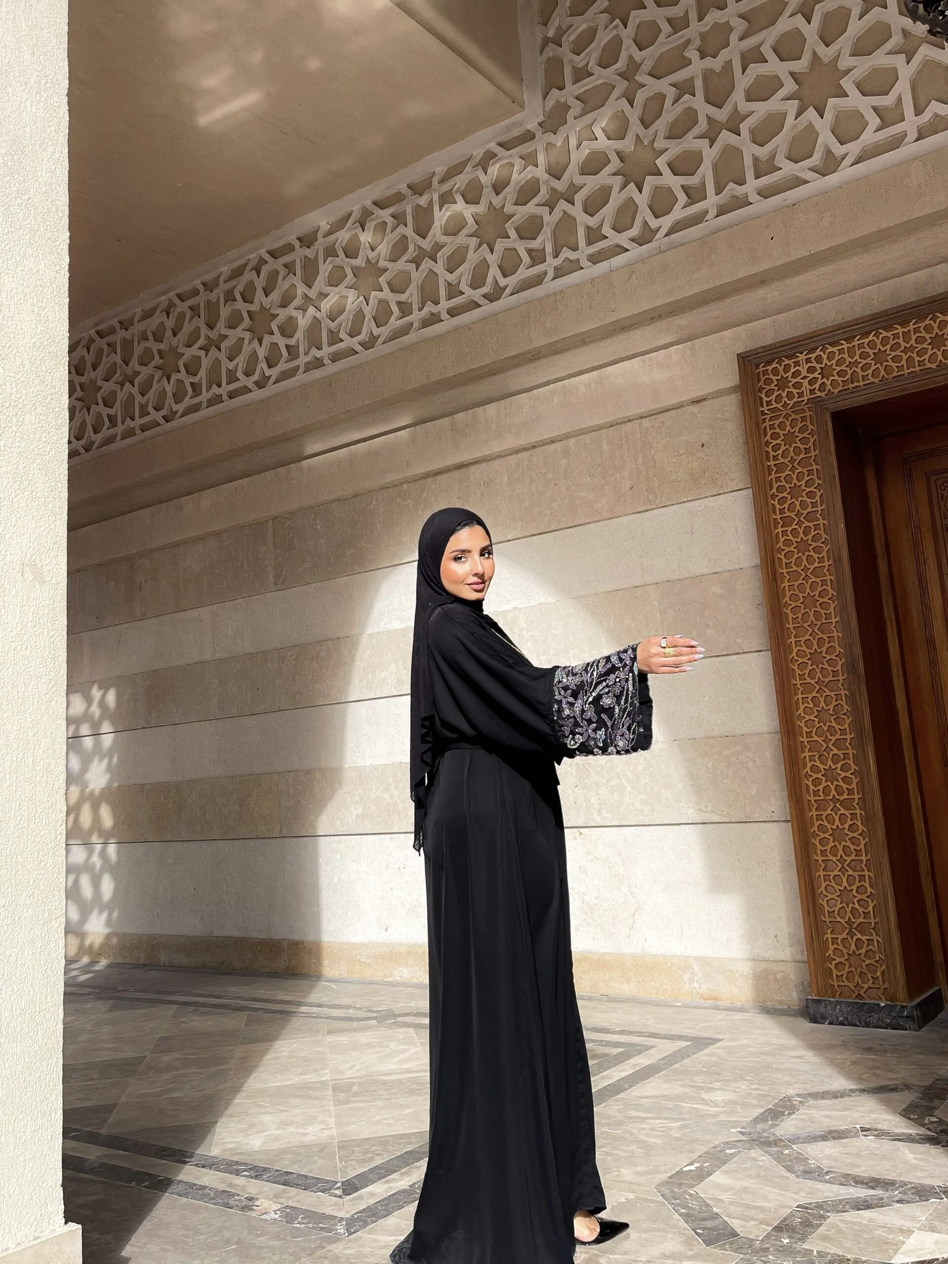 Black Diamond Abaya