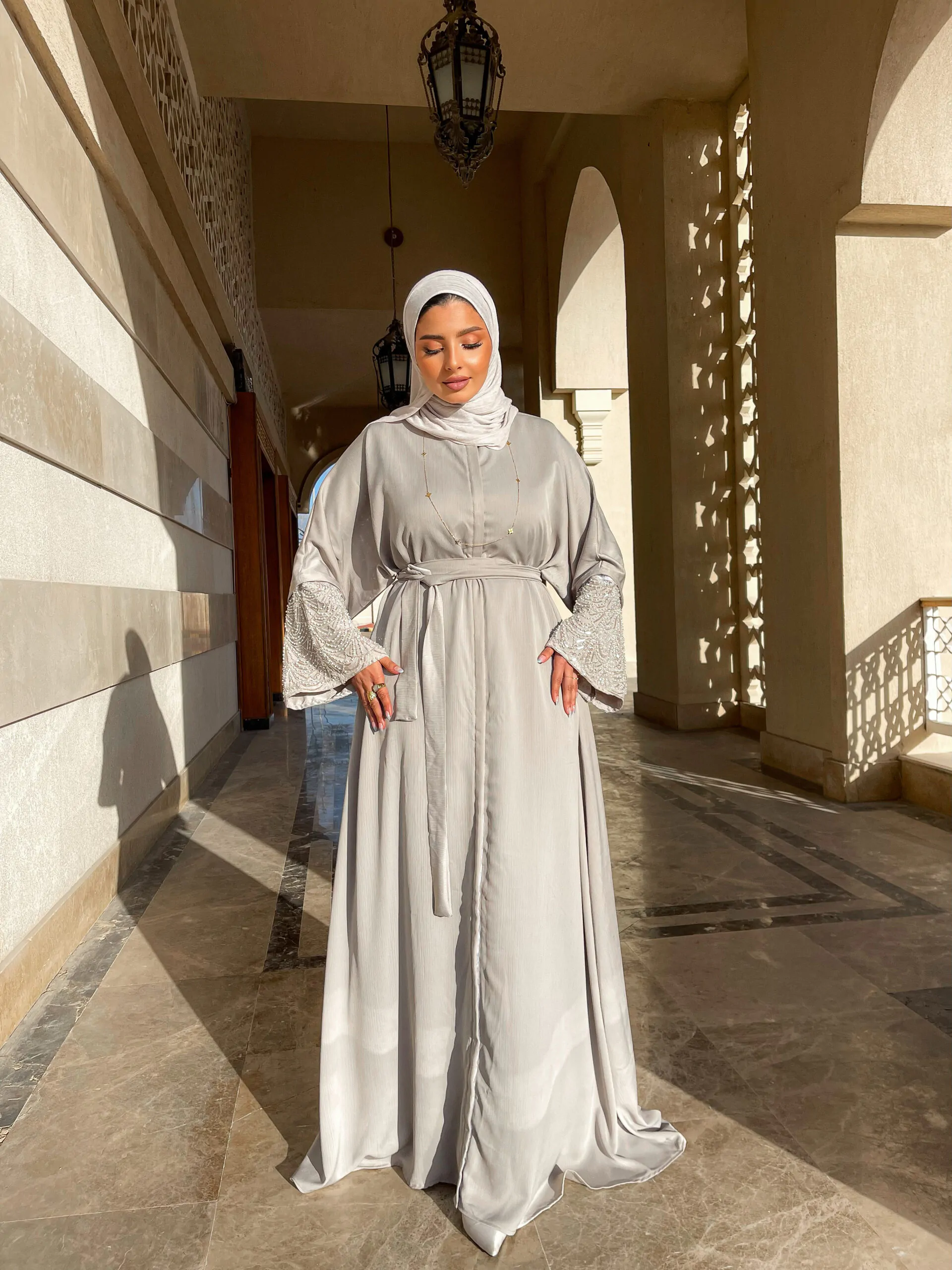 Light Diamond Abaya